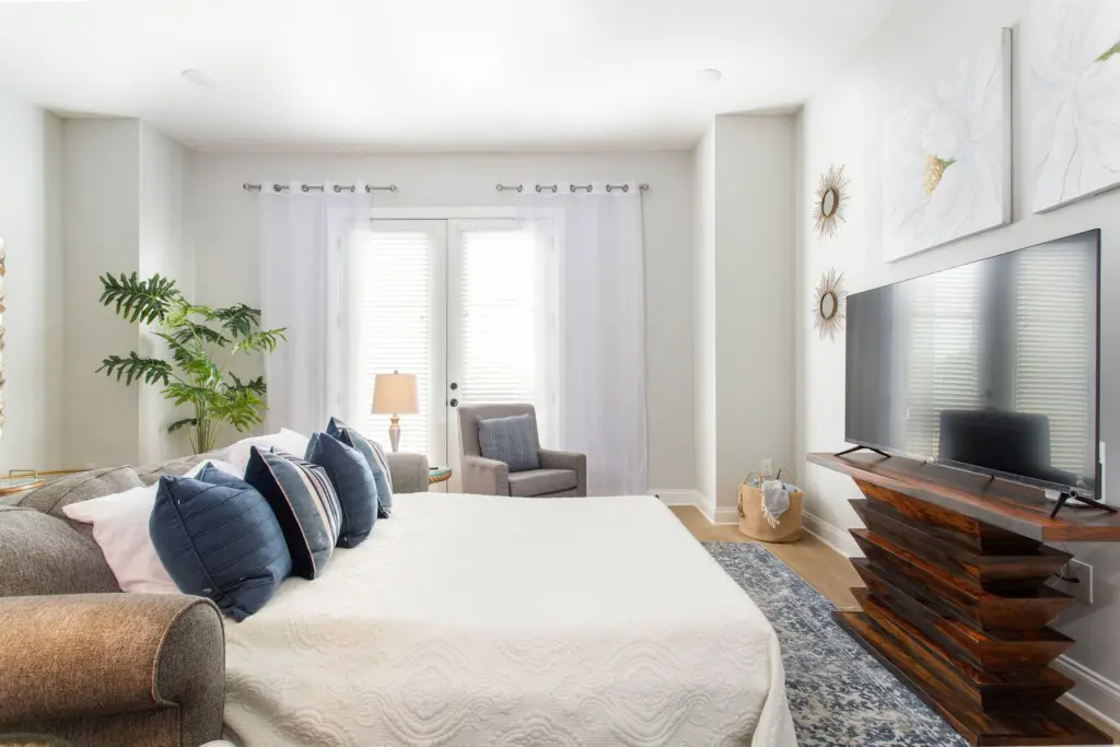 16240ecfd5b24a178e1280999f4f449d LargeOriginal.jpg