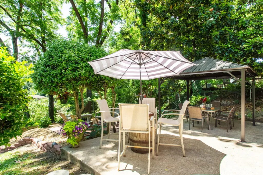 28445e16d4f346fa9f5066054899b073 LargeOriginal.jpg