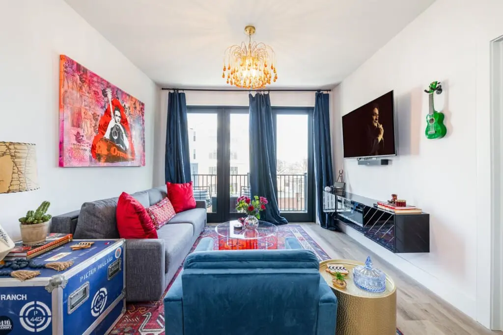 2fd14a8a1d71486390c66c7ce7d43575 LargeOriginal.jpg