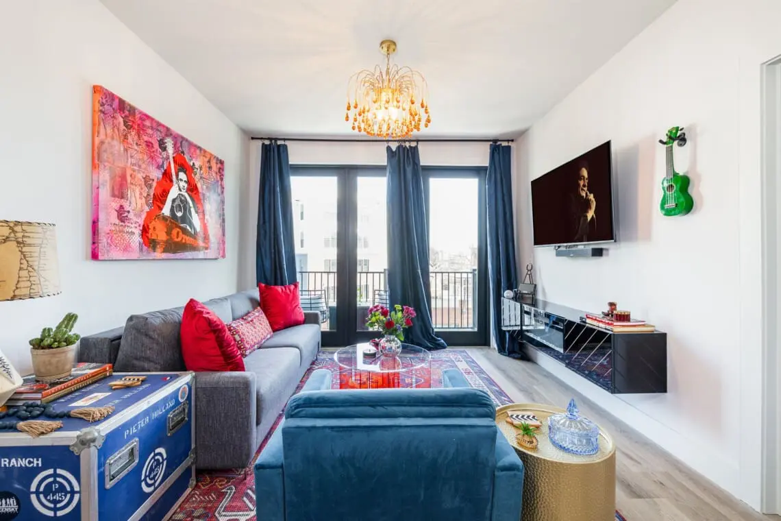 2fd14a8a1d71486390c66c7ce7d43575 LargeOriginal.jpg