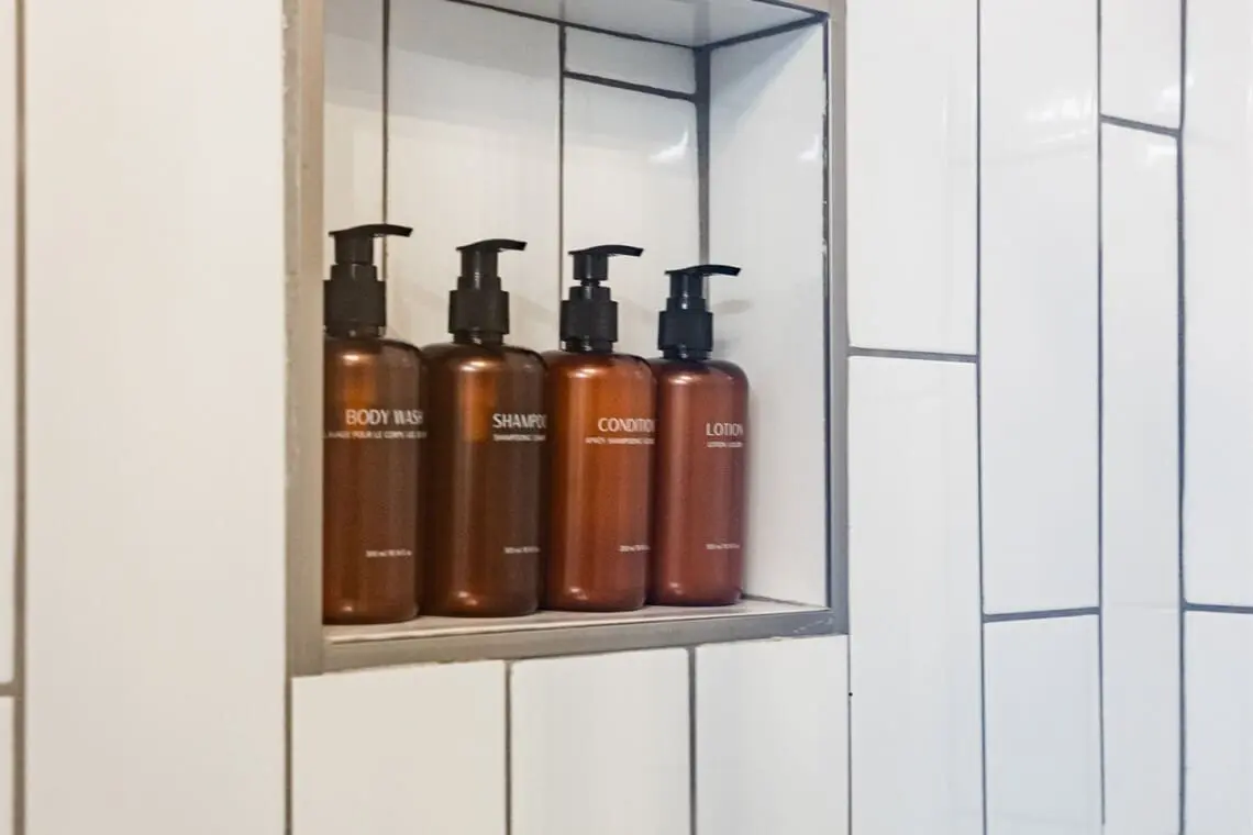 34e2156ce9ca49fc9d3b8459550d4370 LargeOriginal.jpg