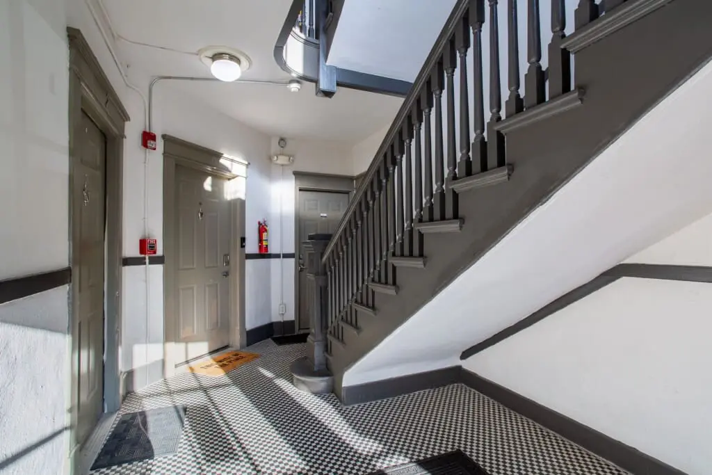 4a6c67eb34ba4b76b8d90239697b7bde LargeOriginal.jpg