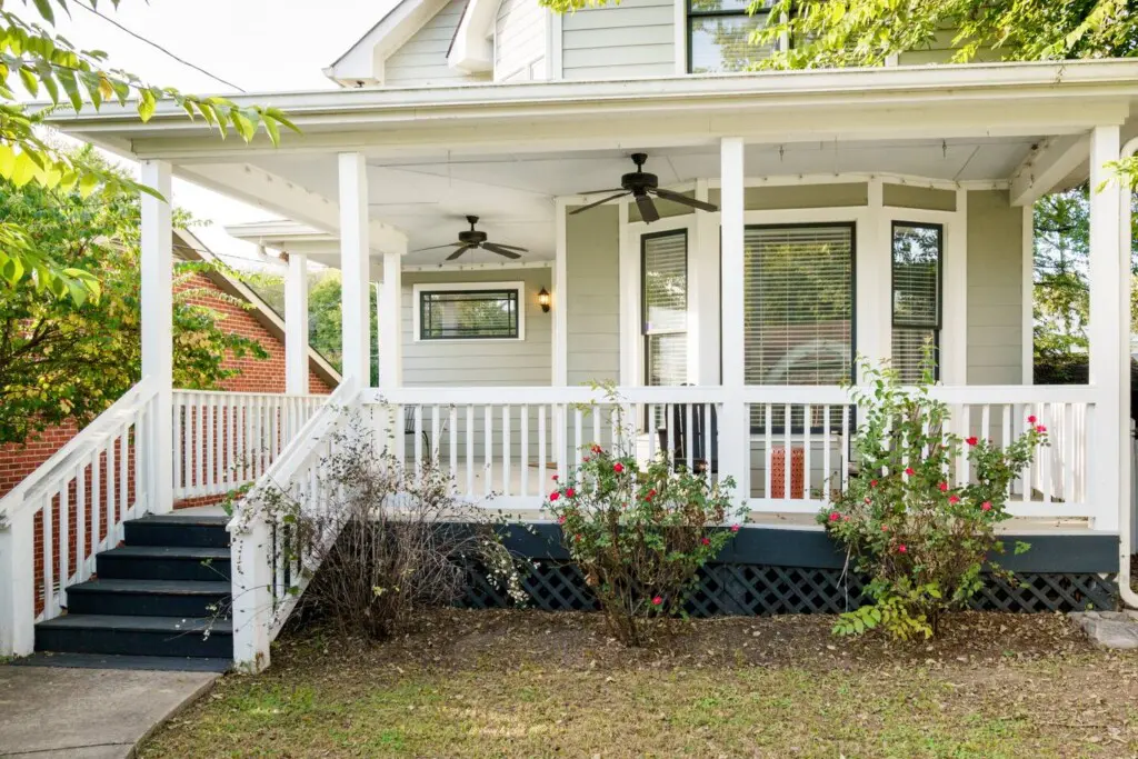 Southern Charm Nashville vacation rental walkable to Printers Alley