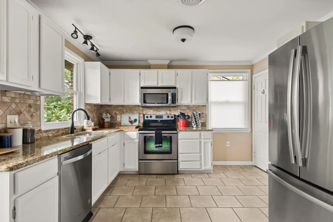 73575f5cf62d4d7883dc080f5fb6573e LargeOriginal.jpg