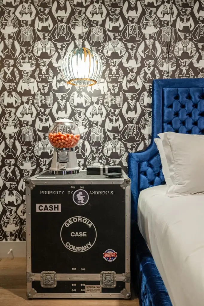 8c5420dfec4e45bfbdeed2c471b7dfd5 LargeOriginal.jpg