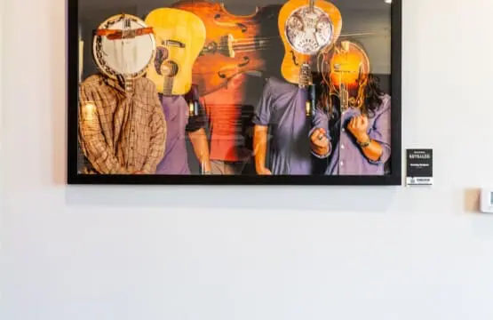 8eef4ae33fb940119531811120543c85 LargeOriginal.jpg