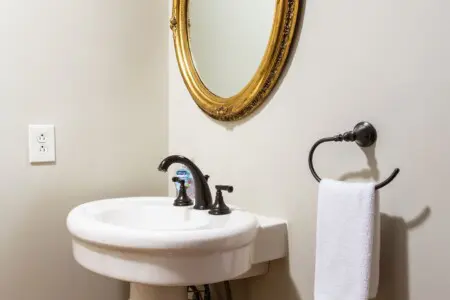 92373ca534c244259f0e56bc1806a1b6 LargeOriginal.jpg