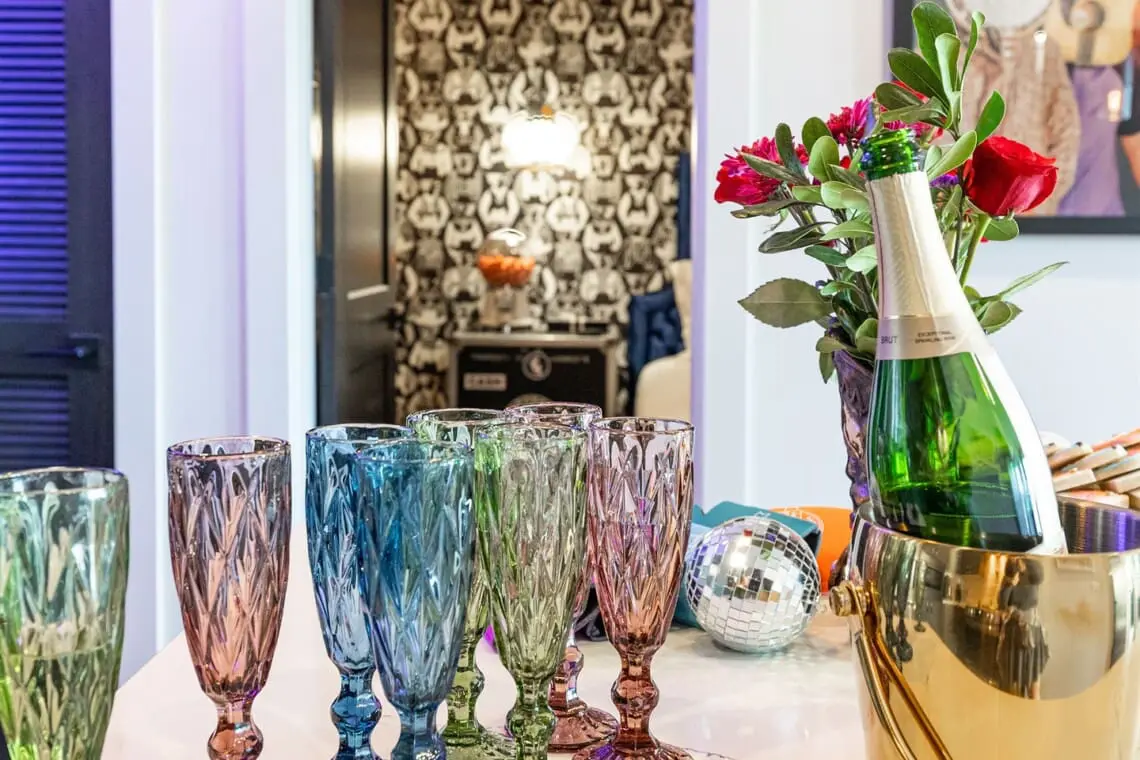 9a44189554b546aaa4b5d5013a617276 LargeOriginal.jpg