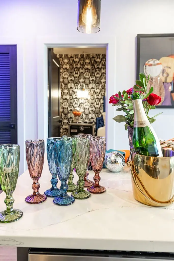 9a44189554b546aaa4b5d5013a617276 LargeOriginal.jpg