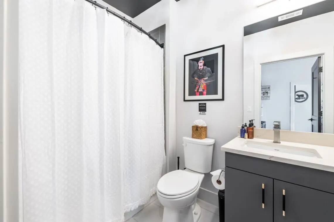 aa7fb18983044f48805b06534c85f302 LargeOriginal.jpg