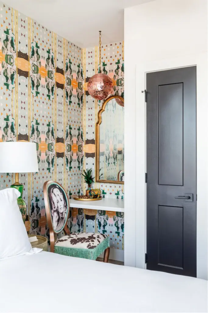 ad9816be1c404683941093fd676e4ce4 LargeOriginal.jpg