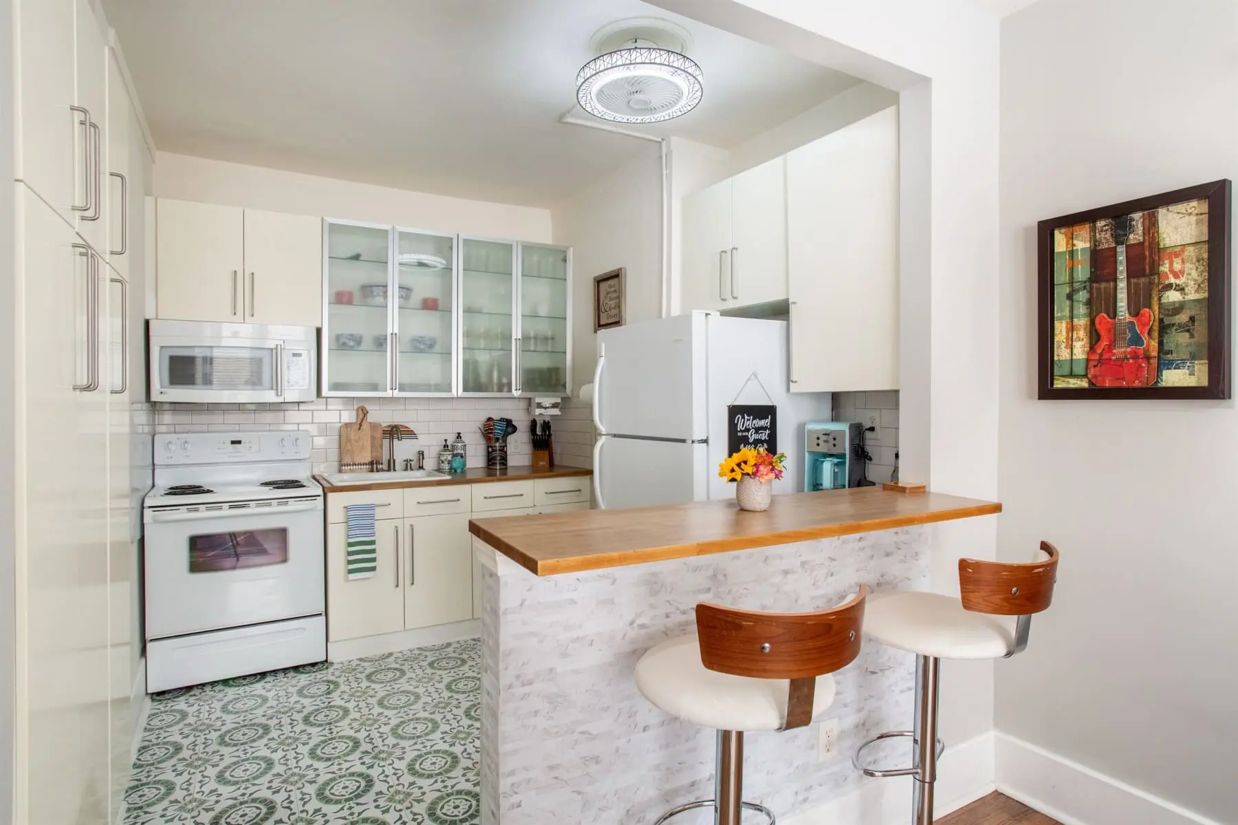 cd23d71951a840f38fb19aa5d05edcbe LargeOriginal.jpg