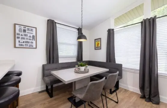 d722432d5f6c4ac1a1a67f534cf0d0ee LargeOriginal.jpg