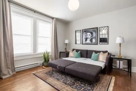 d8708db200354916bea2e447f6525ce4 LargeOriginal.jpg