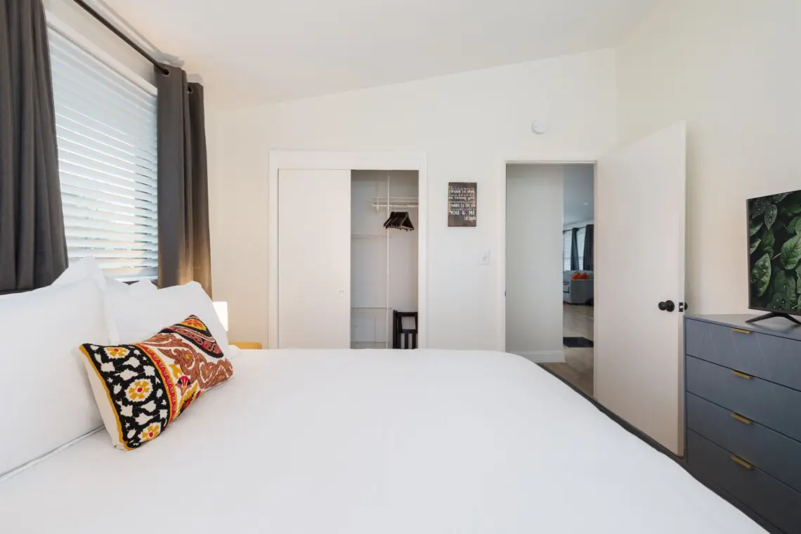 f43493ded12148798829444761efcf7b LargeOriginal.jpg