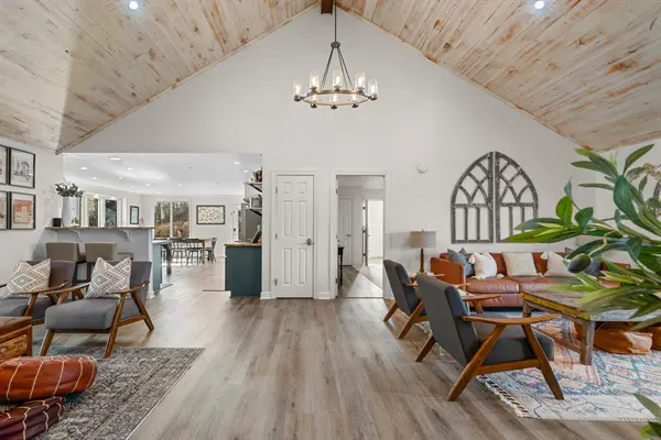 c01ae7aa96824a2ba8d79d5071e6311a Medium