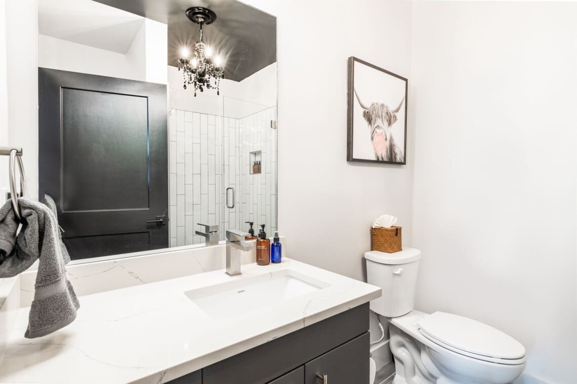 Music City Magnolia Honky Tonk Party Pad Johnny Midtown Nashville rental with pool - image 32