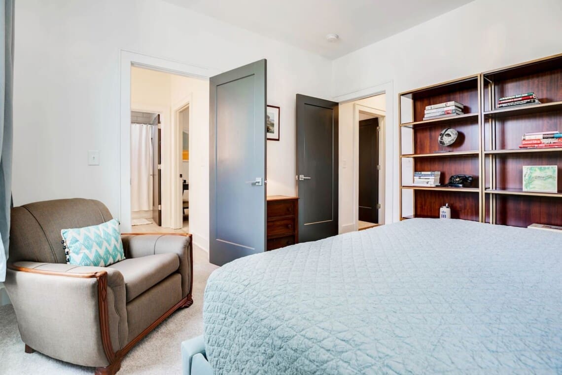 Music City Magnolia Nashville vacation rental Mockingbird near Broadway