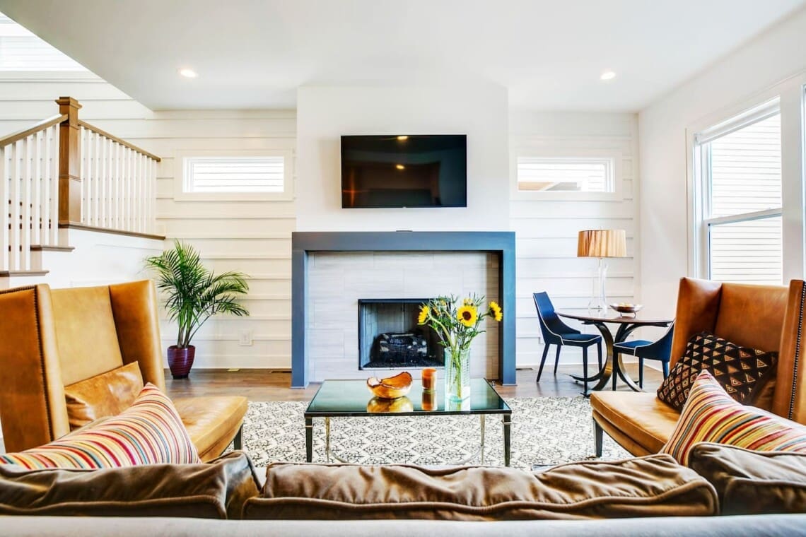 Music City Magnolia Nashville vacation rental Mockingbird near Broadway