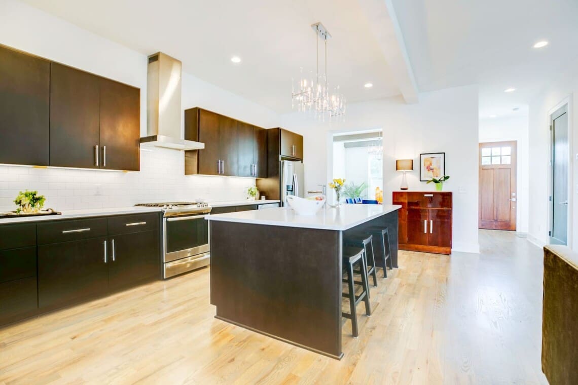 Music City Magnolia Nashville vacation rental Mockingbird near Broadway