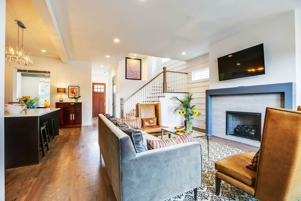 Music City Magnolia Nashville vacation rental Mockingbird near Broadway