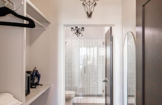Music City Magnolia Honky Tonk Party Pads Midtown Nashville rental with pool - image 22