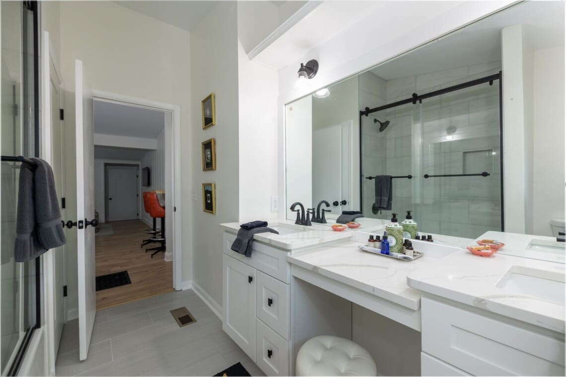 Music City Magnolia Nashville vacation rental Dreamwood near Grand Ole Opry - image 9