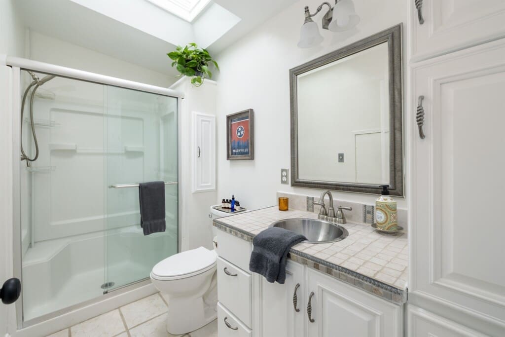 Music City Magnolia Nashville vacation rental Dreamwood near Grand Ole Opry - image 19