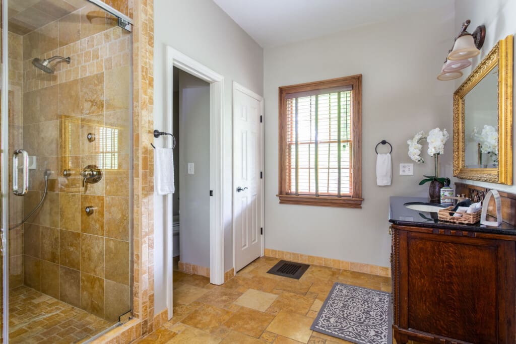 Music City Magnolia Nashville vacation rental Wisteria 12South - image 11