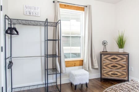 Music City Magnolia Nashville vacation rental Rocky Top with speakeasy and pool - image 13