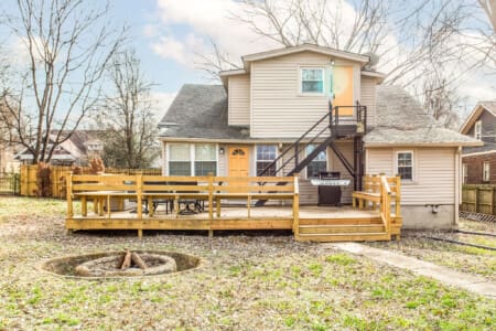 Music City Magnolia Nashville vacation rental Deacons House near Nissan Stadium - image 7