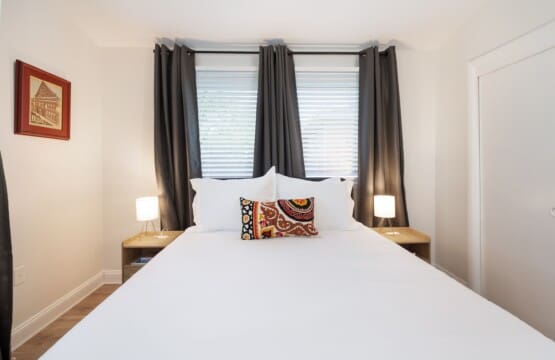 Music City Magnolia Nashville vacation rental Dreamwood near Grand Ole Opry - image 11