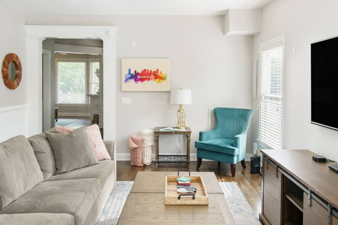 Music City Magnolia Nashville vacation rental Southern Charm near Broadway - image 2