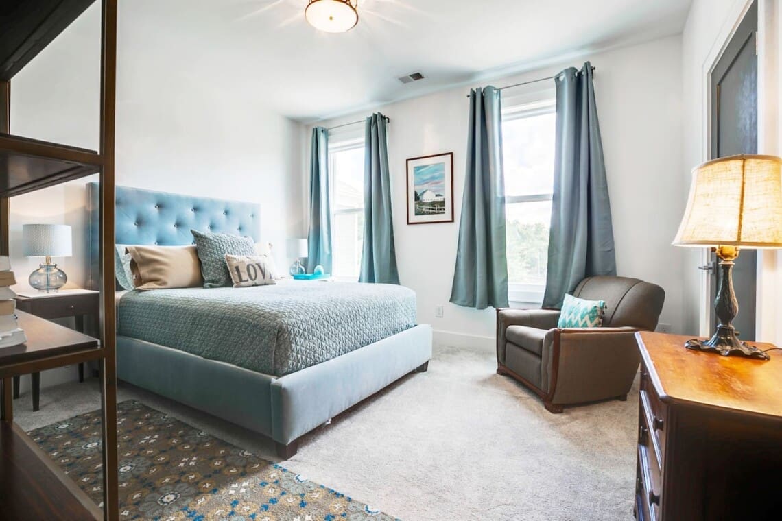 Music City Magnolia Nashville vacation rental Mockingbird near Broadway