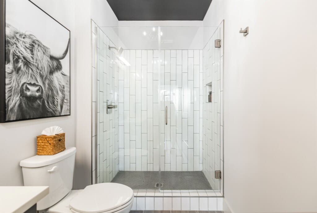 Music City Magnolia Honky Tonk Party Pads Midtown Nashville rental with pool - image 10
