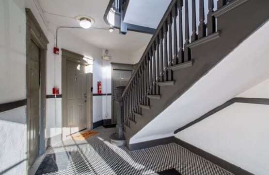 Music City Magnolia Nashville vacation rental Bluebird 1920s condo 12 South - image 13
