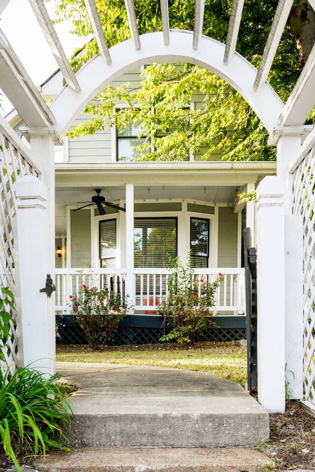 Music City Magnolia Nashville vacation rental Southern Charm near Broadway - image 34