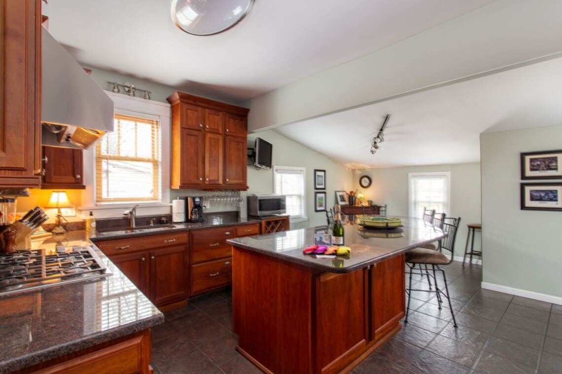 Music City Magnolia Nashville vacation rental Deacons House near Nissan Stadium - image 38