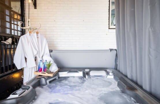 Music City Magnolia Nashville vacation rental Blooming Bungalow with hot tub - image 5