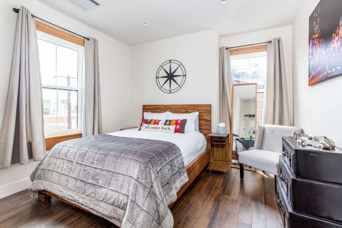 Music City Magnolia Nashville vacation rental Rocky Top with speakeasy and pool - image 10