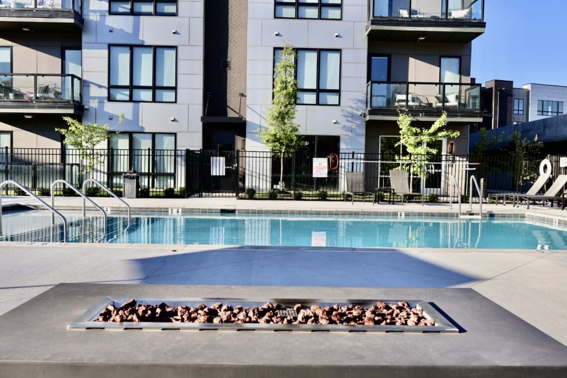 Music City Magnolia Honky Tonk Party Pad Johnny Midtown Nashville rental with pool - image 2
