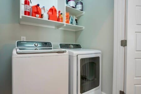Music City Magnolia Nashville vacation rental Cumberland Retreat near Nissan Stadium - image 6