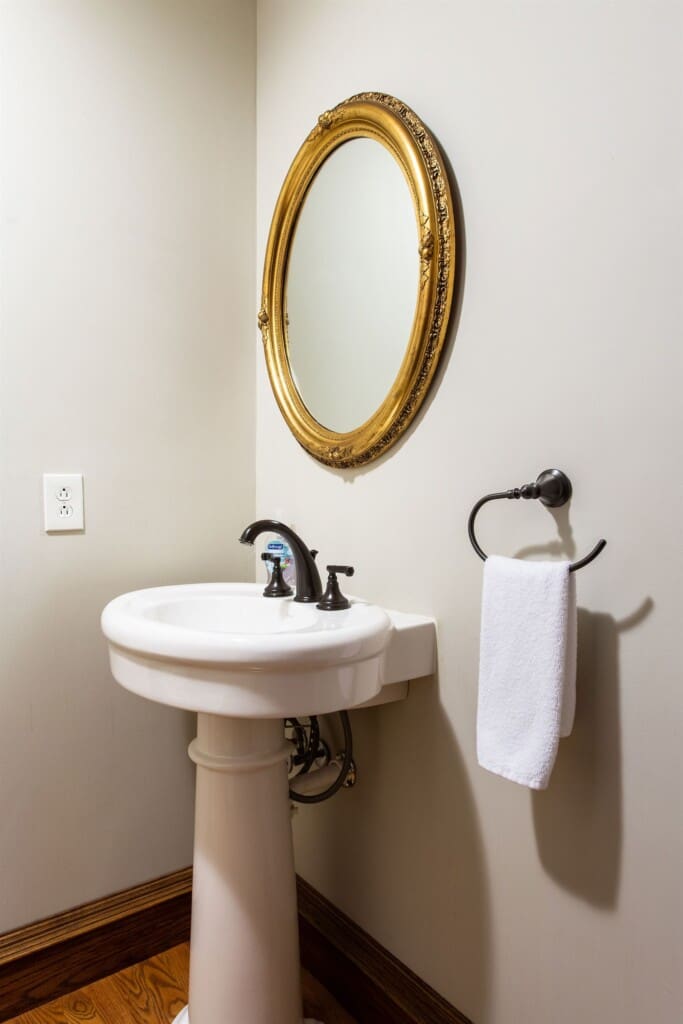 Music City Magnolia Nashville vacation rental Wisteria 12South - image 19