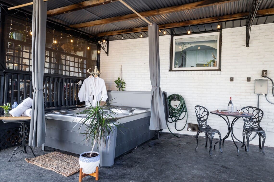 Music City Magnolia Nashville vacation rental Blooming Bungalow with hot tub - image 10