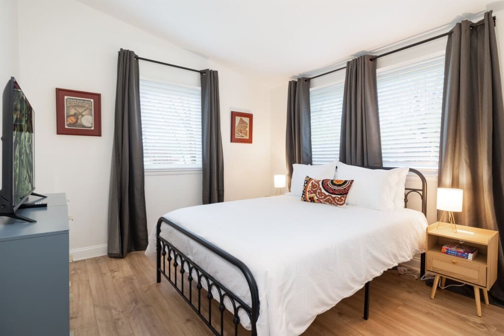 Music City Magnolia Nashville vacation rental Dreamwood near Grand Ole Opry - image 13