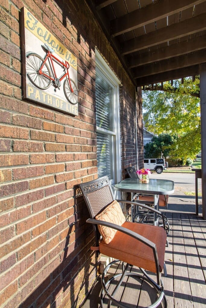 Music City Magnolia Nashville vacation rental Bluebird 1920s condo 12 South - image 14