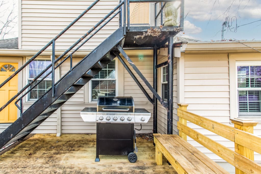 Music City Magnolia Nashville vacation rental Deacons House near Nissan Stadium - image 6