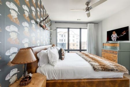 Music City Magnolia Honky Tonk Party Pads Midtown Nashville rental with pool - image 49
