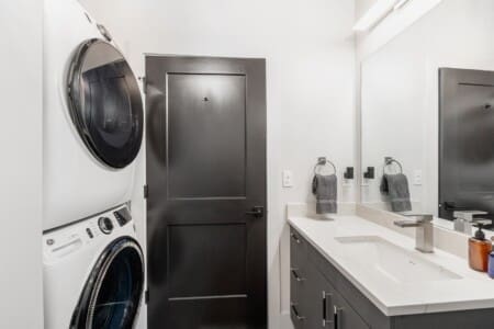 Music City Magnolia Honky Tonk Party Pad Johnny Midtown Nashville rental with pool - image 30