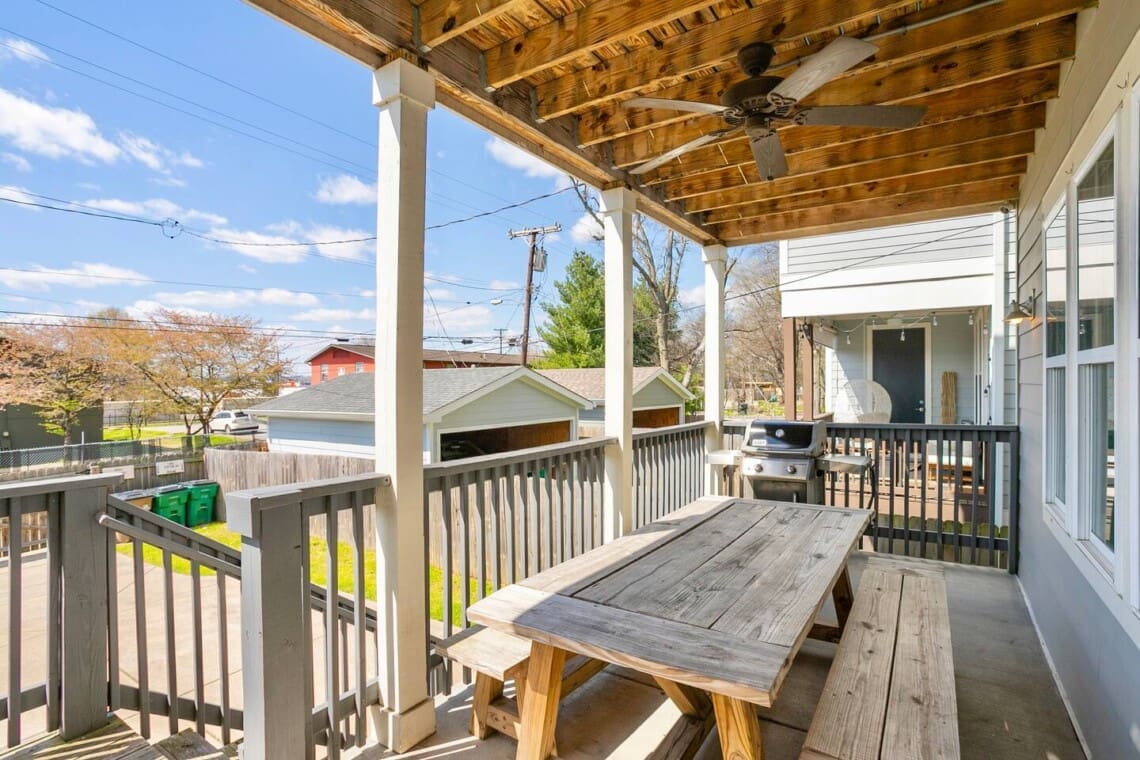 Music City Magnolia Nashville vacation rental Cumberland Retreat near Nissan Stadium - image 14